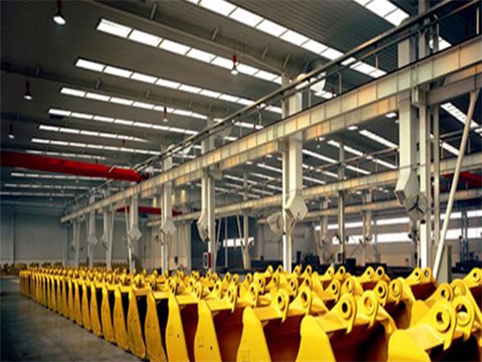 天水徐工集团挖掘机装配车间